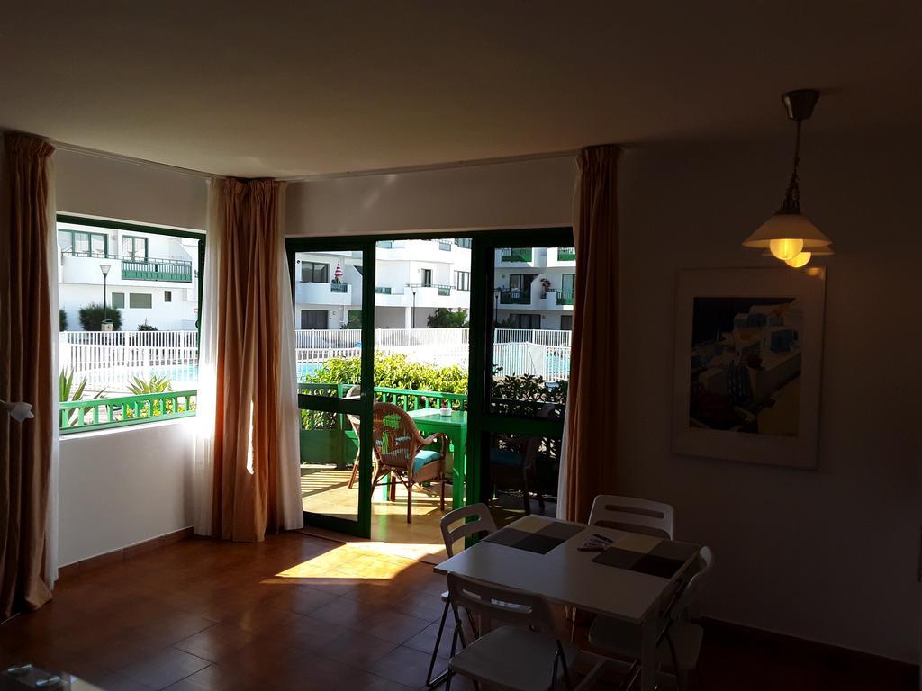 Playa De Las Cucharas Apartments Costa Teguise Exterior photo