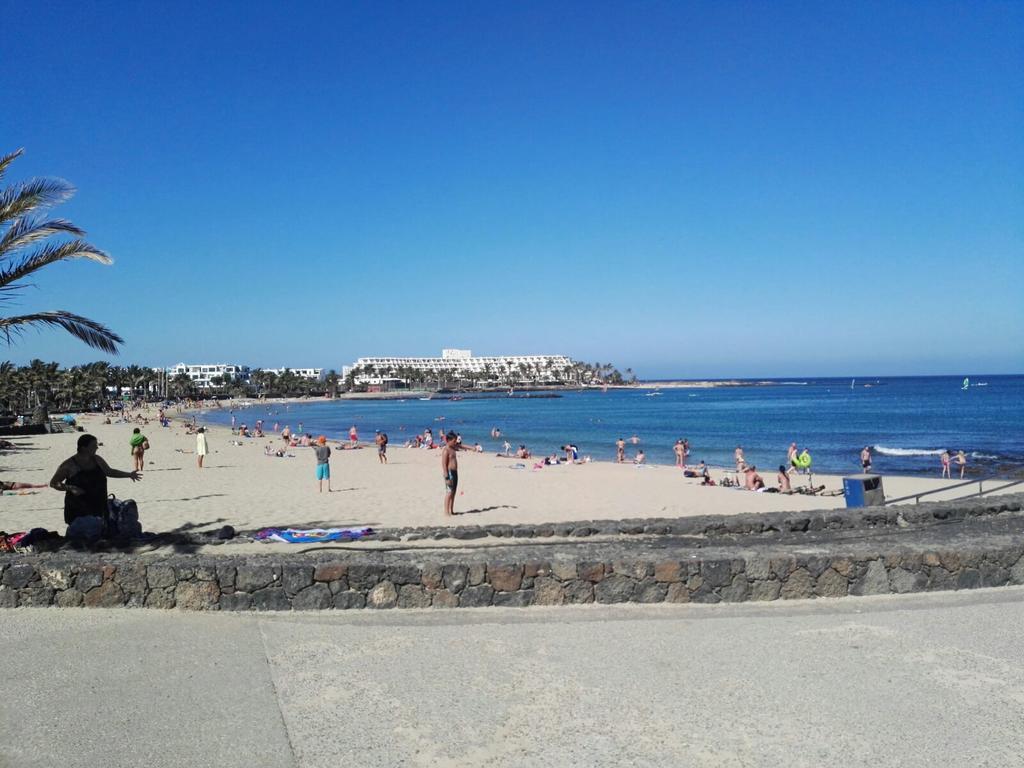 Playa De Las Cucharas Apartments Costa Teguise Exterior photo