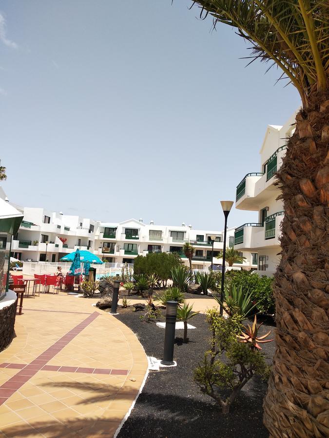 Playa De Las Cucharas Apartments Costa Teguise Exterior photo