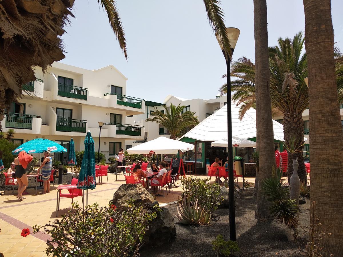 Playa De Las Cucharas Apartments Costa Teguise Exterior photo